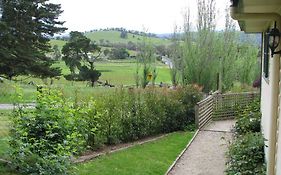 Leafield Cottages